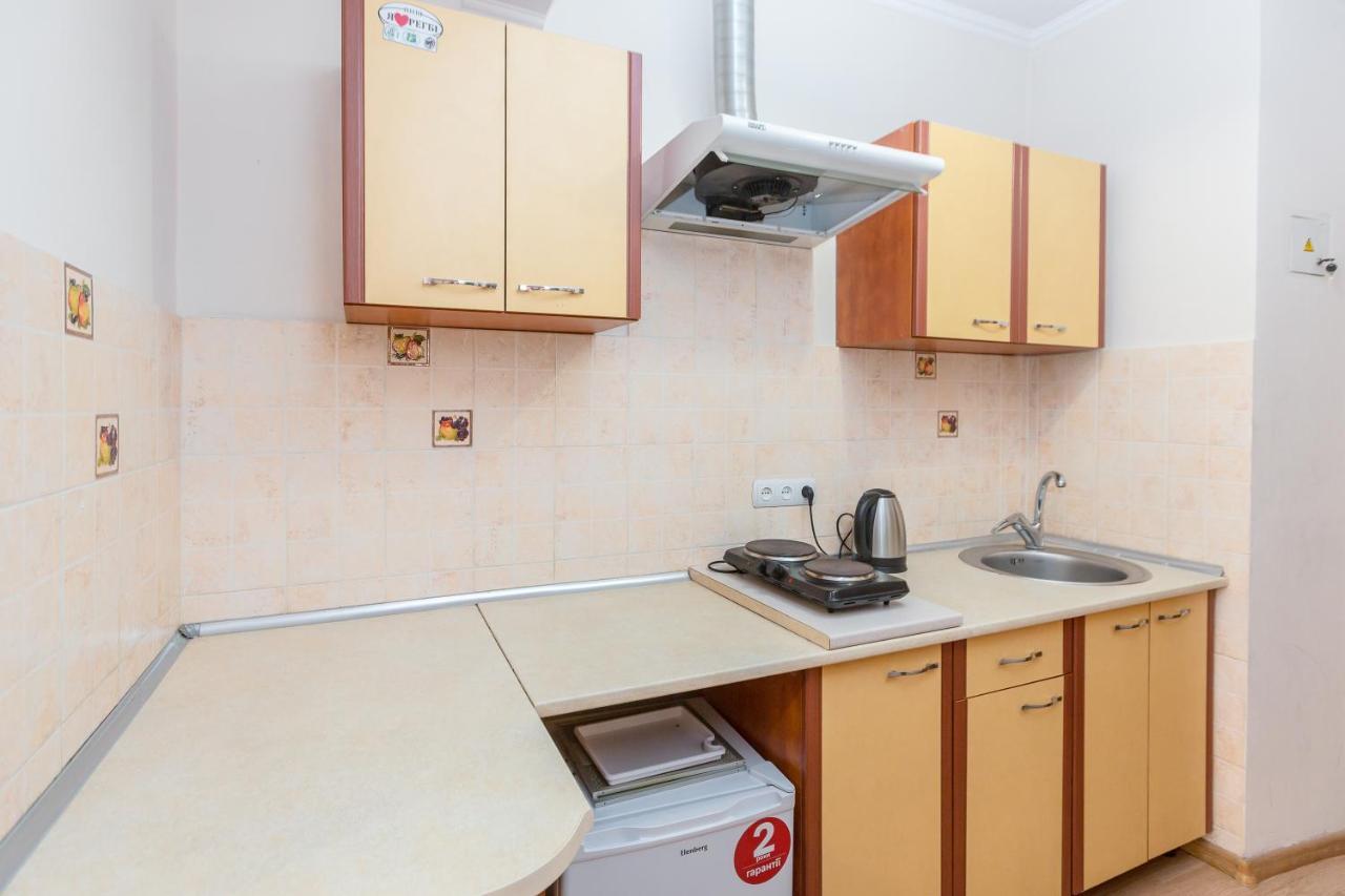 Квартира Студія Біля Оперного Театру По Вулиці Гонти 4-3А 利沃夫 外观 照片