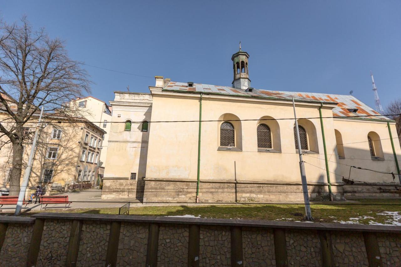 Квартира Студія Біля Оперного Театру По Вулиці Гонти 4-3А 利沃夫 外观 照片